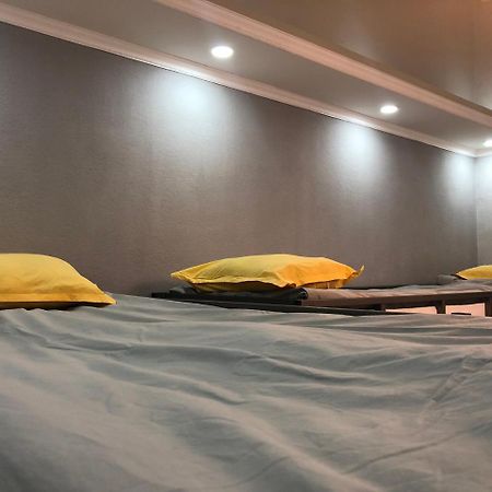 Flow Hostel بيشكيك المظهر الخارجي الصورة