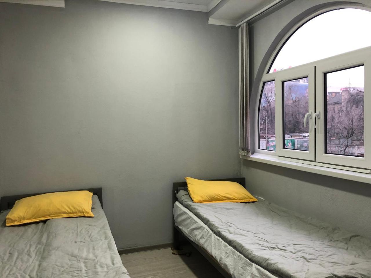 Flow Hostel بيشكيك المظهر الخارجي الصورة