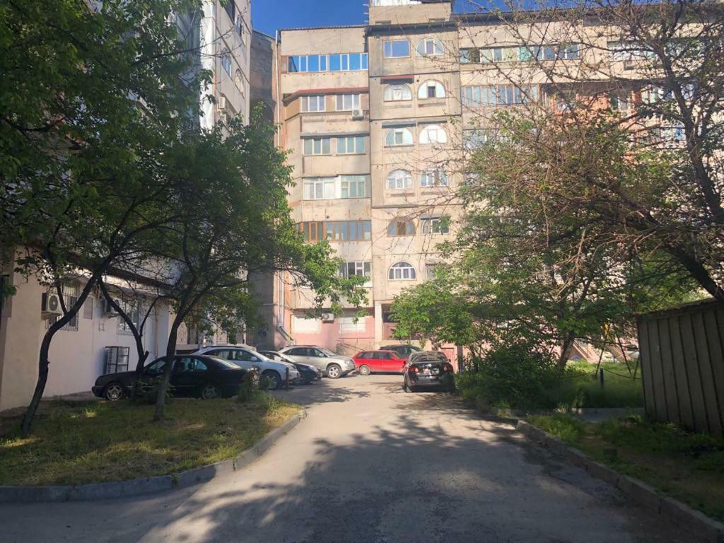 Flow Hostel بيشكيك المظهر الخارجي الصورة